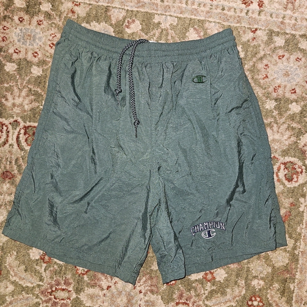 Vintage Champion Men's Mesh Lined Athletic Shorts Size Medium